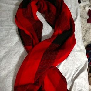 Plush Buffalo Check Scarf